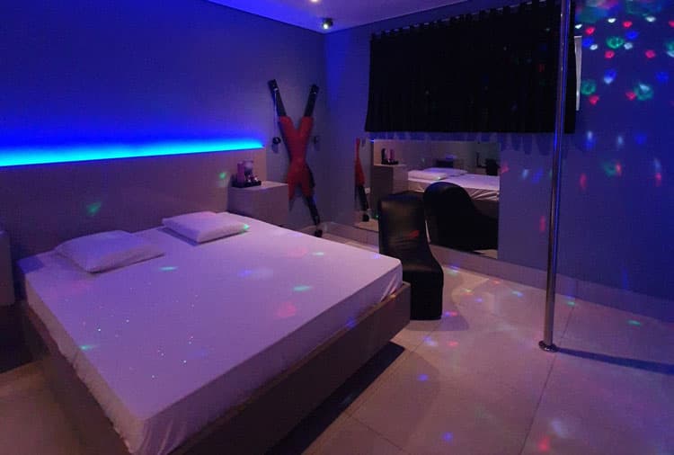 Desejo Motel thumbnail 3