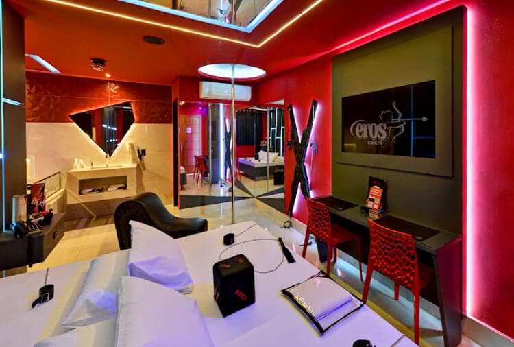 Eros Motel thumbnail 2