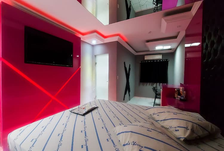Le Cherry Motel thumbnail 2